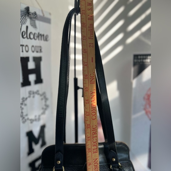 Dooney & Bourke vinyl Black Pebbled Leather Shoulder Bag - Picture 13 of 17